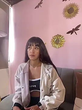 Snapshot of Ailani_Pink chatting on May 30, 2026, 6:24 pm Ailani Pink online show from May 30, 2026, 6:24 pm