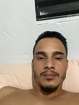 Kleitinho62 online show from July 2, 2026, 4:57 pm
