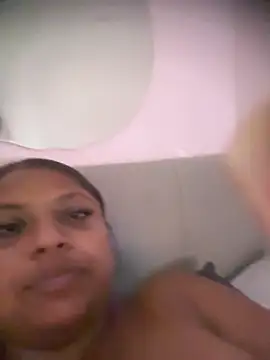LittleMissGrippy online show from July 28, 2026, 8:52 pm