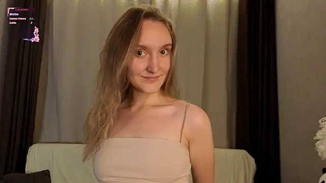 JenevaLitalien online show from July 29, 2026, 6:18 pm