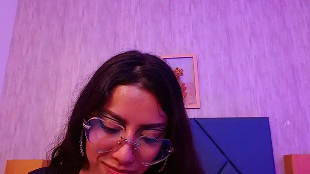 Snapshot of Violeta_muns chatting on July 14, 2026, 2:05 am Violeta muns online show from July 14, 2026, 2:05 am