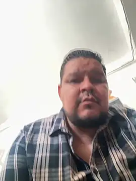 Snapshot of fercho25rv chatting on July 15, 2026, 6:37 pm fercho25rv online show from July 15, 2026, 6:37 pm