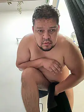 Snapshot of fercho25rv chatting on July 17, 2026, 11:35 pm fercho25rv online show from July 17, 2026, 11:35 pm