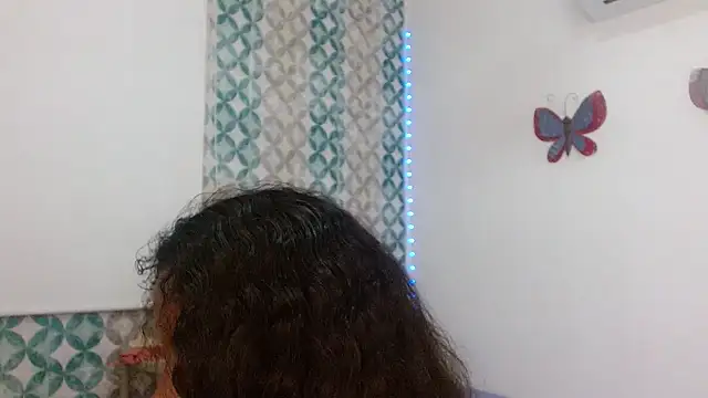Snapshot of Isabellacarson chatting on June 21, 2026, 4:57 pm Isabellacarson online show from June 21, 2026, 4:57 pm