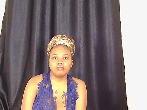 Snapshot of milkhanriieter chatting on July 17, 2026, 1:03 am milkhanriieter online show from July 17, 2026, 1:03 am