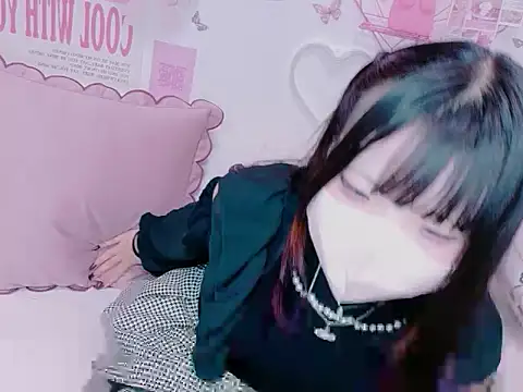 Snapshot of yume__me77 chatting on July 13, 2026, 1:10 pm yume me77 online show from July 13, 2026, 1:10 pm