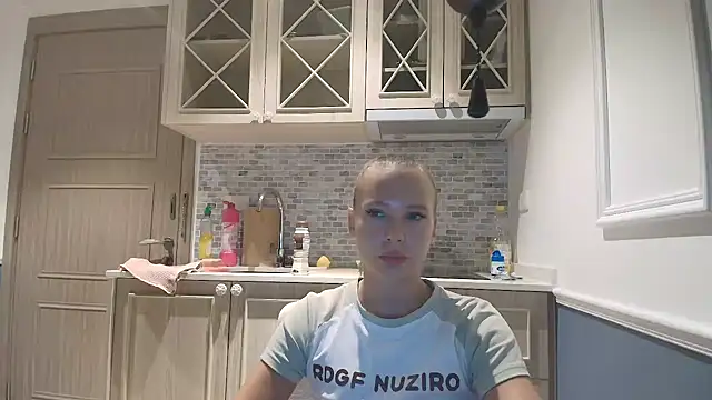 Snapshot of Linnea_analochka chatting on June 6, 2026, 12:54 pm Linnea analochka online show from June 6, 2026, 12:54 pm