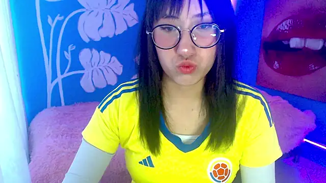 Snapshot of eli_doll chatting on July 7, 2026, 11:14 am eli doll online show from July 7, 2026, 11:14 am