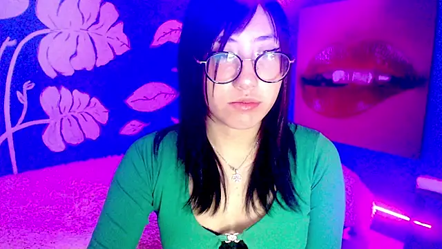 Snapshot of eli_doll chatting on June 14, 2026, 10:16 am eli doll online show from June 14, 2026, 10:16 am