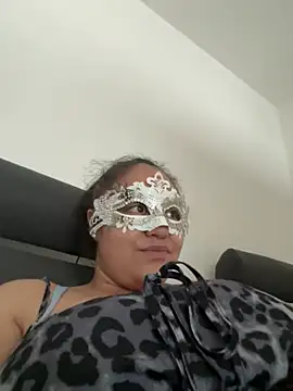 sweetcandygirl21 online show from June 19, 2026, 1:17 pm