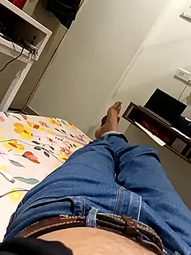 Snapshot of indiboy009 chatting on December 4, 2025, 6:40 pm indiboy009 online show from December 4, 2025, 6:40 pm