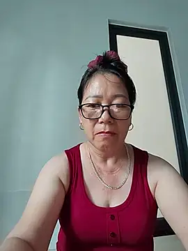 Snapshot of Ai_babylove chatting on July 3, 2026, 7:37 am Ai babylove online show from July 3, 2026, 7:37 am