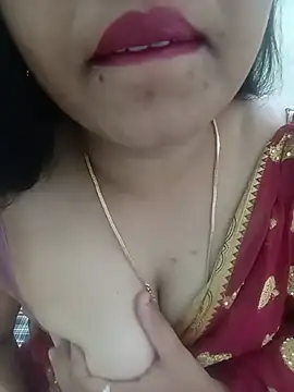 Snapshot of Anushka_tamil_kannada chatting on June 15, 2026, 7:30 am Anushka tamil kannada online show from June 15, 2026, 7:30 am