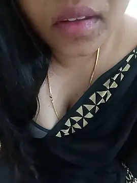 Snapshot of Anushka_tamil_kannada chatting on June 14, 2026, 6:58 am Anushka tamil kannada online show from June 14, 2026, 6:58 am