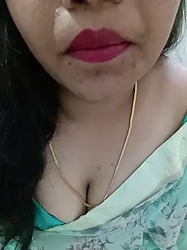 Snapshot of Anushka_tamil_kannada chatting on June 17, 2026, 6:02 am Anushka tamil kannada online show from June 17, 2026, 6:02 am