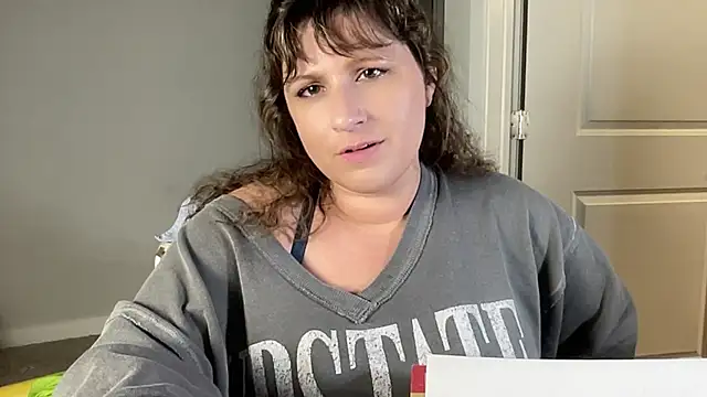 Snapshot of maddiliz chatting on September 26, 2025, 4:30 am maddiliz online show from September 26, 2025, 4:30 am