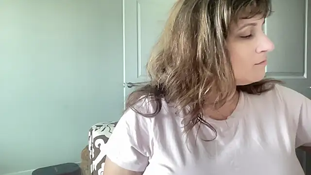 Snapshot of maddiliz chatting on September 20, 2025, 3:06 pm maddiliz online show from September 20, 2025, 3:06 pm