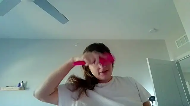 maddiliz online show from February 8, 2026, 6:49 pm