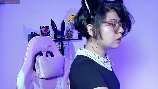 Snapshot of Meow_cat4 chatting on June 17, 2026, 11:09 am Meow cat4 online show from June 17, 2026, 11:09 am