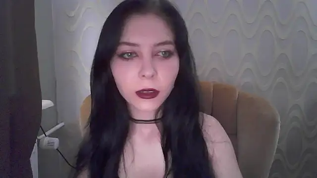 Snapshot of RileyTight chatting on June 13, 2026, 4:27 pm RileyTight online show from June 13, 2026, 4:27 pm