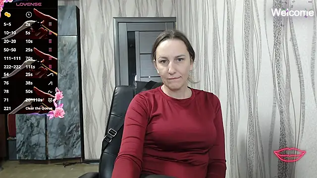 Yevgeshka-Milashka online show from November 13, 2025, 3:32 am