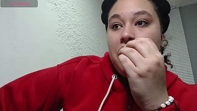 Snapshot of leilasosexy chatting on July 10, 2026, 1:44 pm leilasosexy online show from July 10, 2026, 1:44 pm