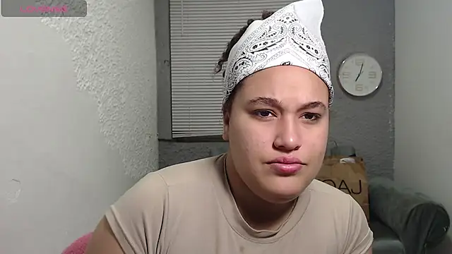 Snapshot of leilasosexy chatting on June 25, 2026, 12:21 pm leilasosexy online show from June 25, 2026, 12:21 pm