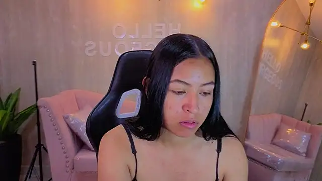 lia x a online show from July 8, 2026, 1:01 pm