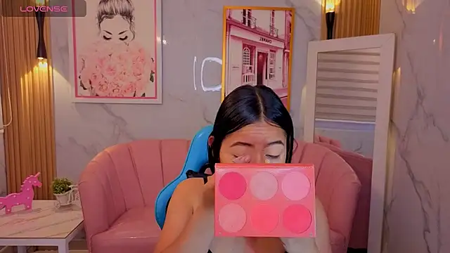 lia x a online show from June 17, 2026, 1:10 pm