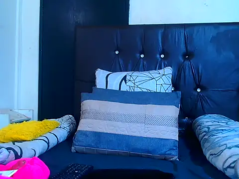 Snapshot of sexybitchh22 chatting on June 30, 2026, 9:04 pm sexybitchh22 online show from June 30, 2026, 9:04 pm