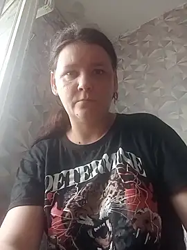 KellyCarter  online show from June 8, 2026, 11:00 am
