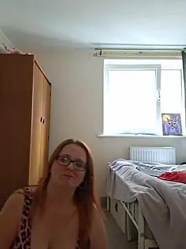 Naughtybutnicedaisy online show from June 30, 2026, 1:22 pm