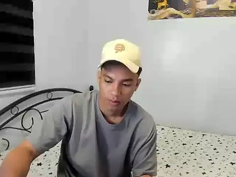 Snapshot of urfucker_vinz chatting on July 17, 2026, 2:47 pm urfucker vinz online show from July 17, 2026, 2:47 pm