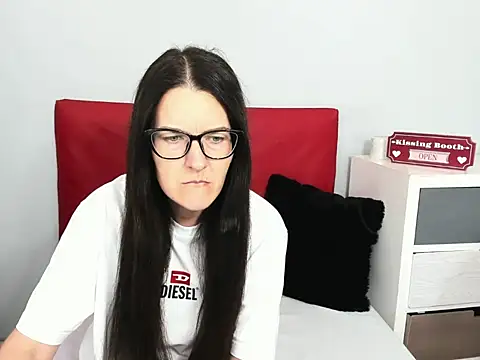 Snapshot of NadiaXlove chatting on July 9, 2026, 2:49 pm NadiaXlove online show from July 9, 2026, 2:49 pm
