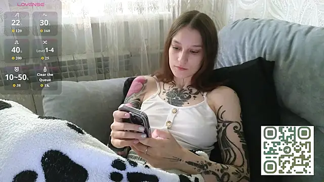 Snapshot of Little_skinnyDevil chatting on July 13, 2026, 12:43 am Little skinnyDevil online show from July 13, 2026, 12:43 am