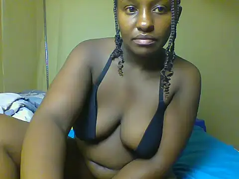 Snapshot of Sexie_bobbies chatting on July 19, 2026, 3:15 am Sexie bobbies online show from July 19, 2026, 3:15 am