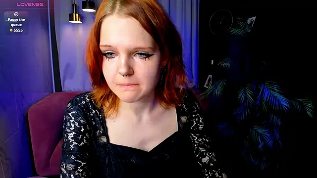 Snapshot of Goddess__Alice chatting on June 17, 2026, 6:24 am Goddess Alice online show from June 17, 2026, 6:24 am