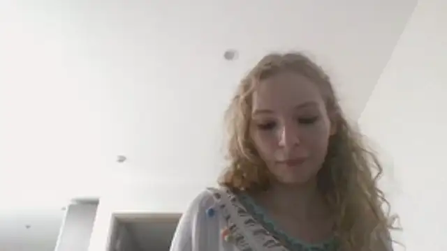 Snapshot of ChloeMoreaux chatting on June 10, 2026, 1:56 pm ChloeMoreaux online show from June 10, 2026, 1:56 pm