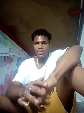 dantecruz19 online show from June 4, 2026, 10:58 pm