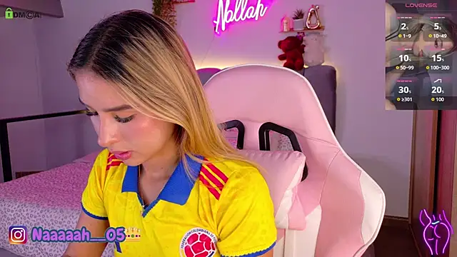Snapshot of Nallah__ chatting on July 4, 2026, 1:56 am Nallah online show from July 4, 2026, 1:56 am