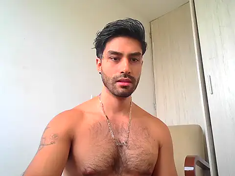 SantiagoMelendez online show from July 3, 2026, 4:13 pm