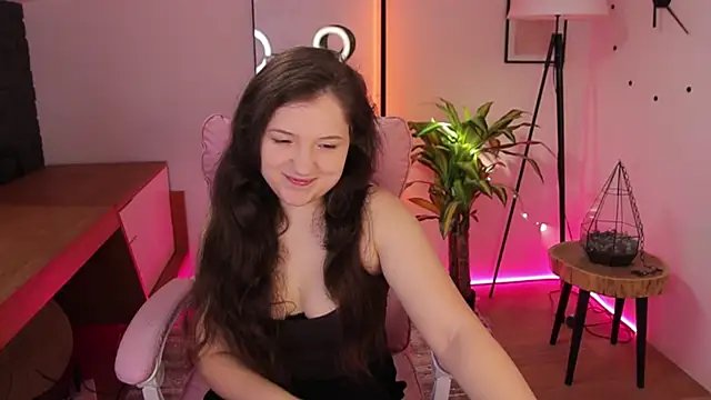 Kitty   Mia online show from July 16, 2026, 5:59 am