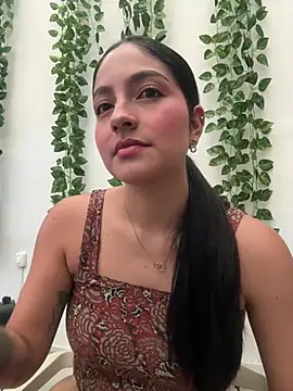 Snapshot of SophiCastro09_ chatting on July 9, 2026, 7:35 pm SophiCastro09 online show from July 9, 2026, 7:35 pm