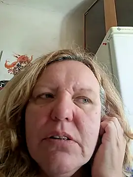 Snapshot of SonyaMarmeladx chatting on June 30, 2026, 8:14 am SonyaMarmeladx online show from June 30, 2026, 8:14 am
