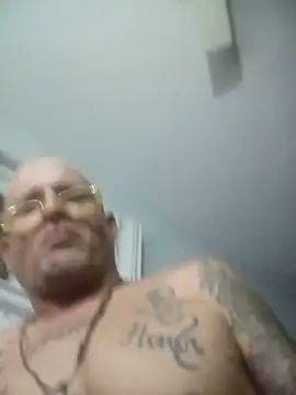Snapshot of SlickDickyadown chatting on June 22, 2026, 3:25 am SlickDickyadown online show from June 22, 2026, 3:25 am