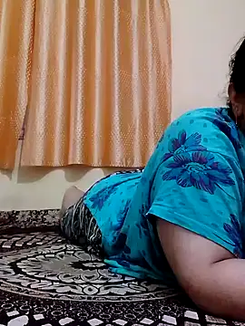 Snapshot of Sexy_tanvi011 chatting on July 10, 2026, 2:33 am Sexy tanvi011 online show from July 10, 2026, 2:33 am