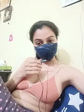 Shaina01 online show from June 22, 2026, 7:44 pm