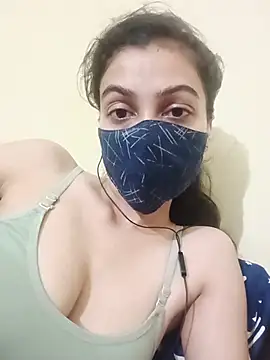 Shaina01 online show from July 8, 2026, 7:36 pm