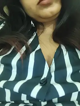 sheela 3563 online show from July 10, 2026, 1:11 pm