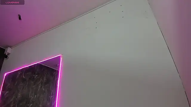 DANIKA B online show from June 18, 2026, 1:49 pm